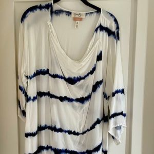 Jessica Simpson nursing top